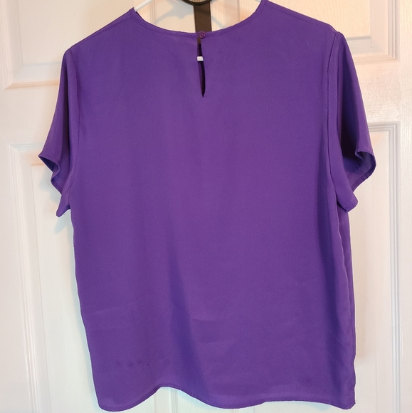 (401) Pembroke Lane Woman's Short Sleeve Blouse, Size: Small Color: Purple - Picture 9 of 13
